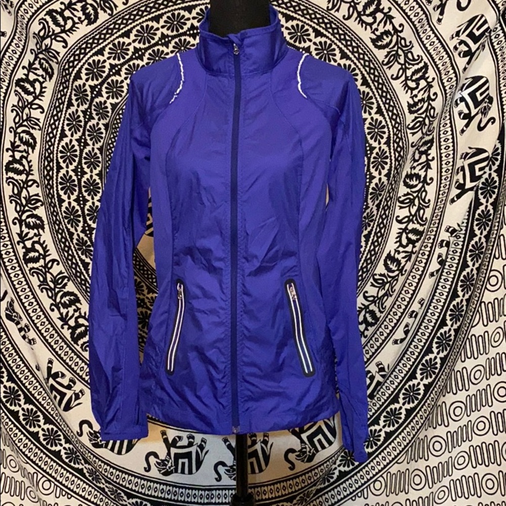 LULULEMON REFLECTIVE FULL ZIP JACKET✨